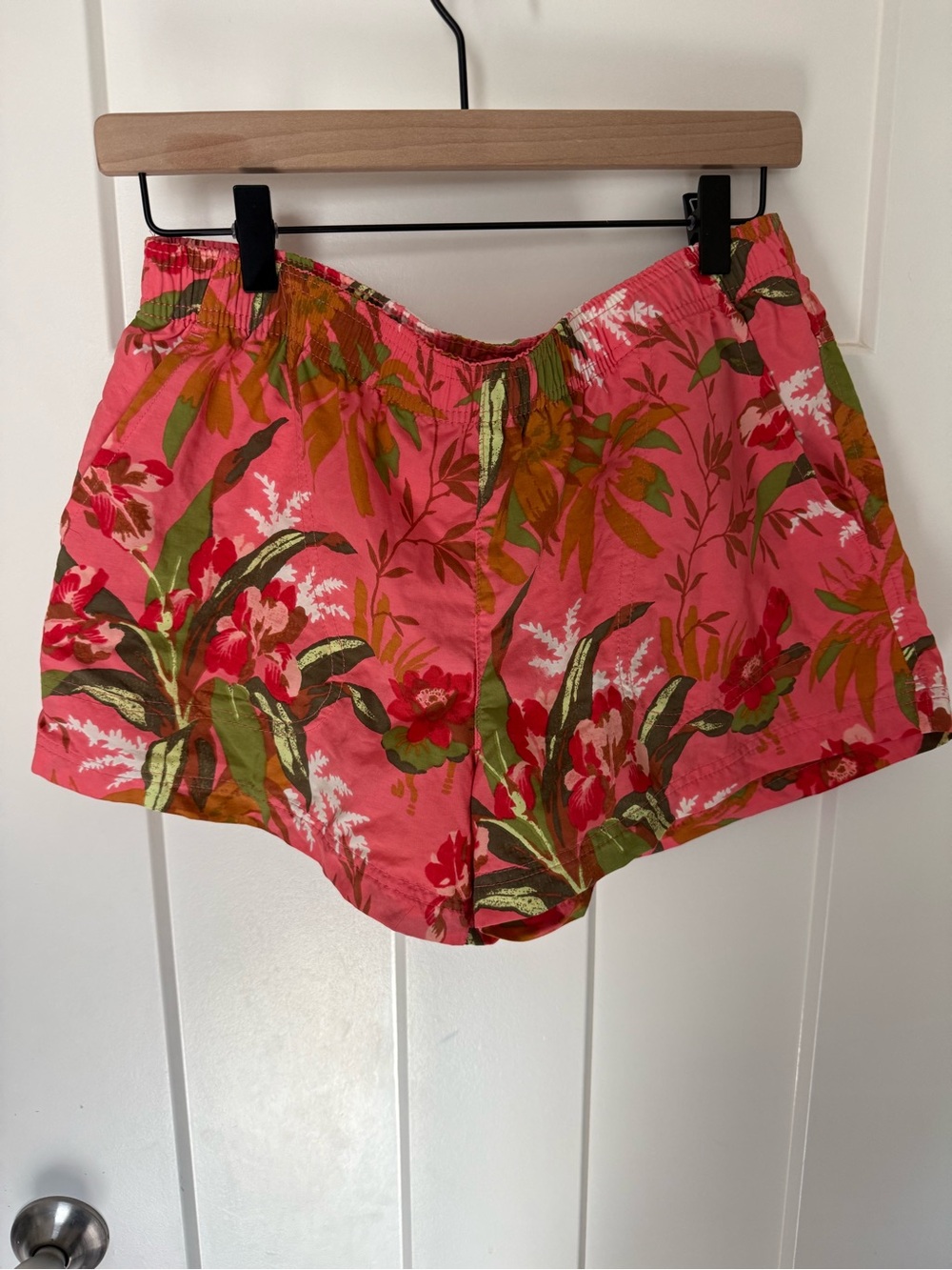 Columbia Floral Pink Women's Shorts